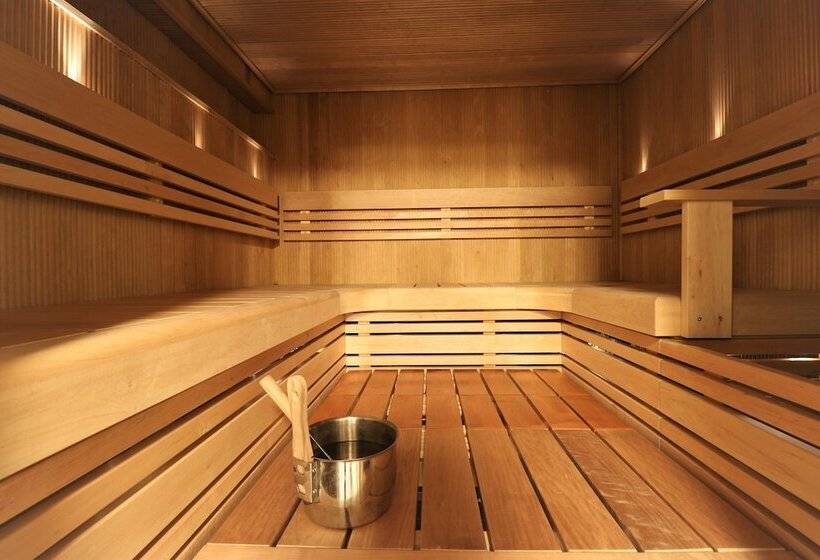 Forenom Aparthotel Helsinki Herttoniemi