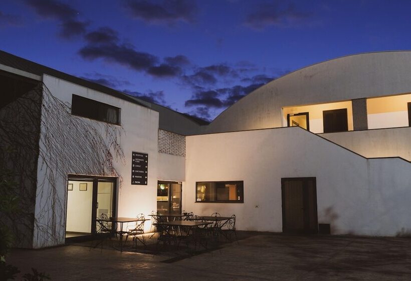 Отель Agriturismo Costantino