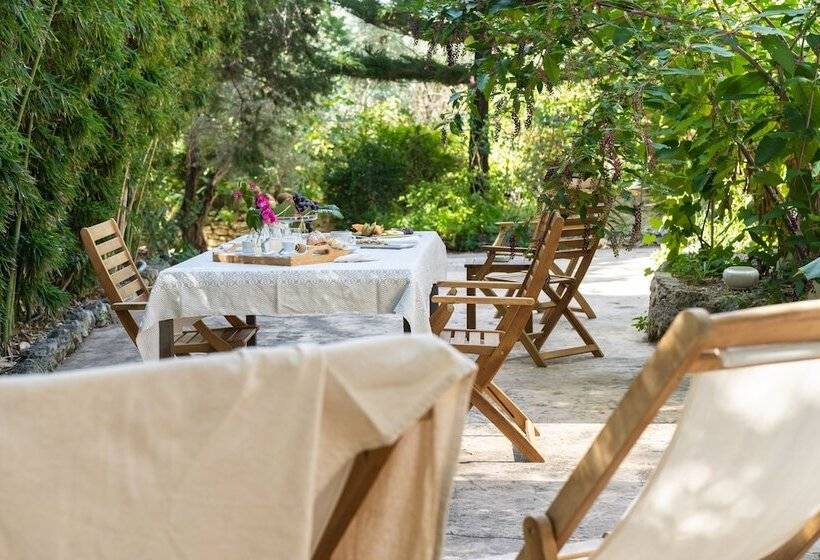 Отель Agriturismo Costantino