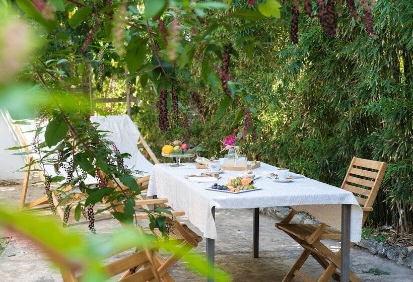 Отель Agriturismo Costantino