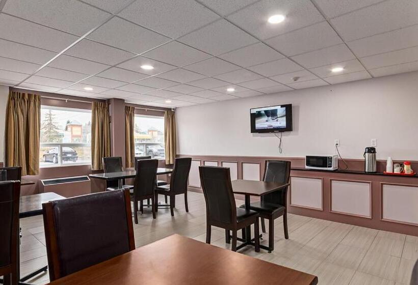 فندق Airport Traveller S Inn