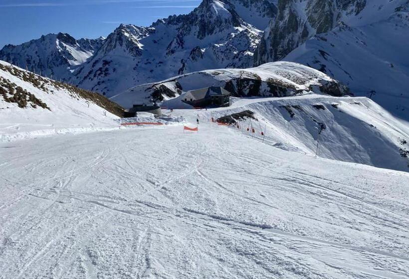 Le Clos Du 5   Appart Hotel Bagneres