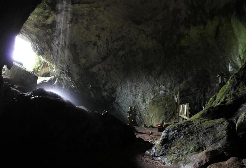 בית מלון כפרי Ariston Inn Kanda Kitakyusyu Airport