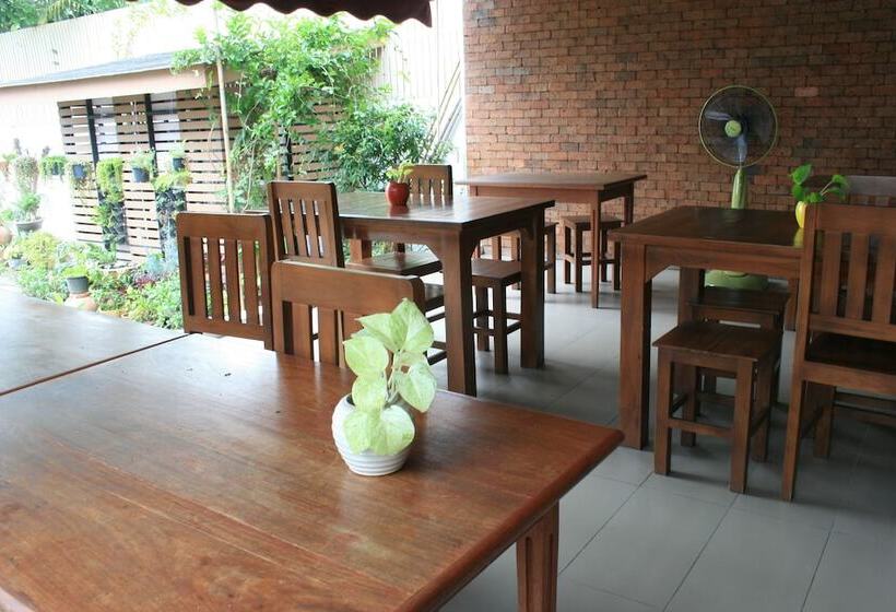 酒店 Baan Ing Ping