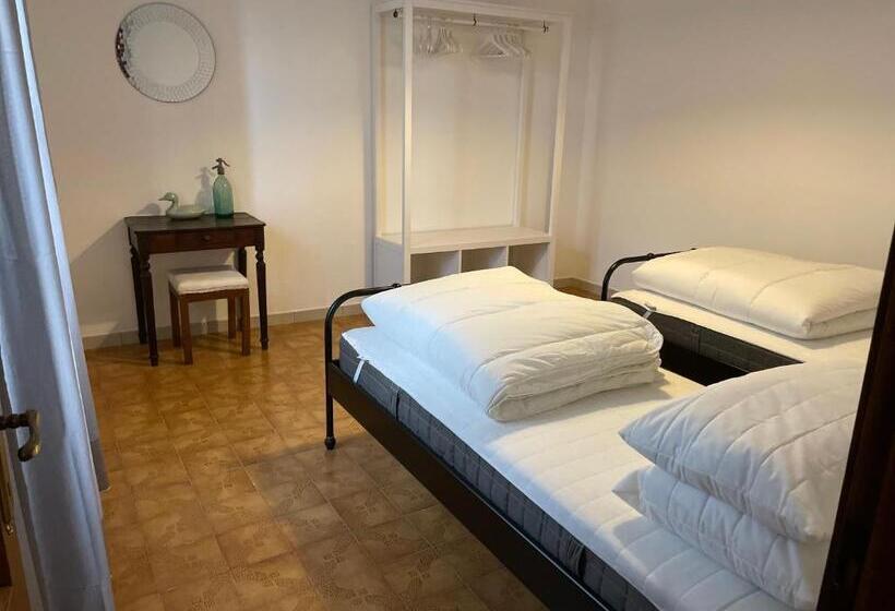 ホテル B&b La Loccaia