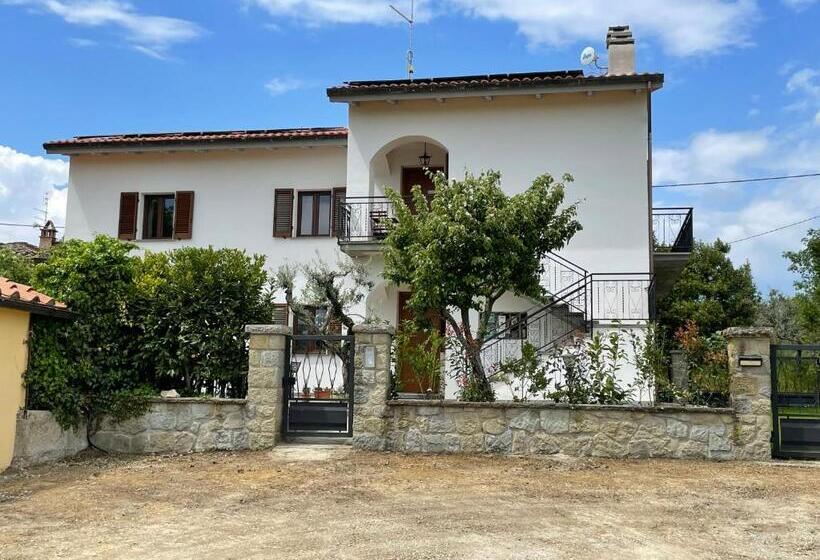 ホテル B&b La Loccaia