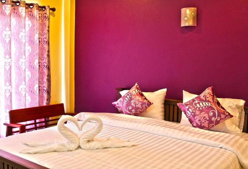 בית מלון כפרי Blue House Sukhothai