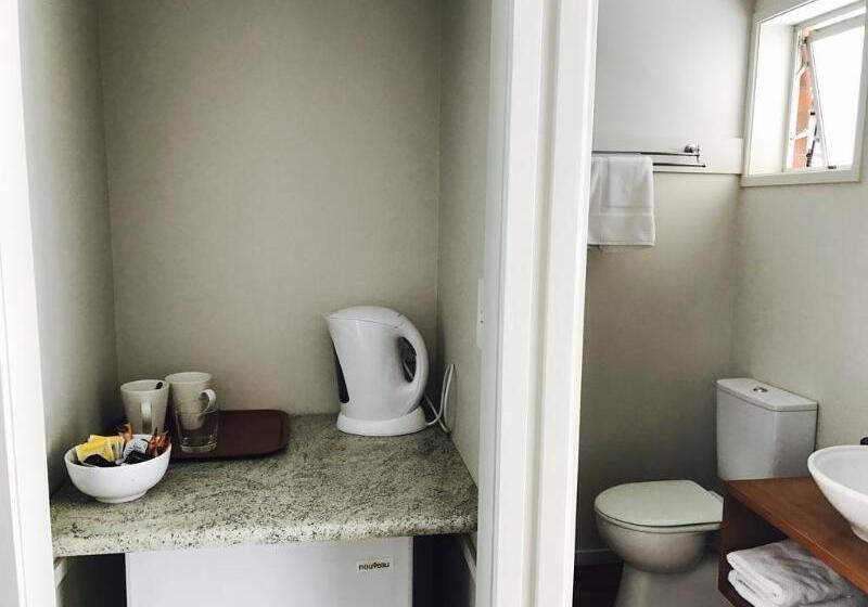 בית מלון כפרי Bridgehouse Lodge