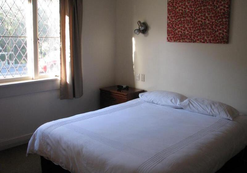 בית מלון כפרי Bridgehouse Lodge