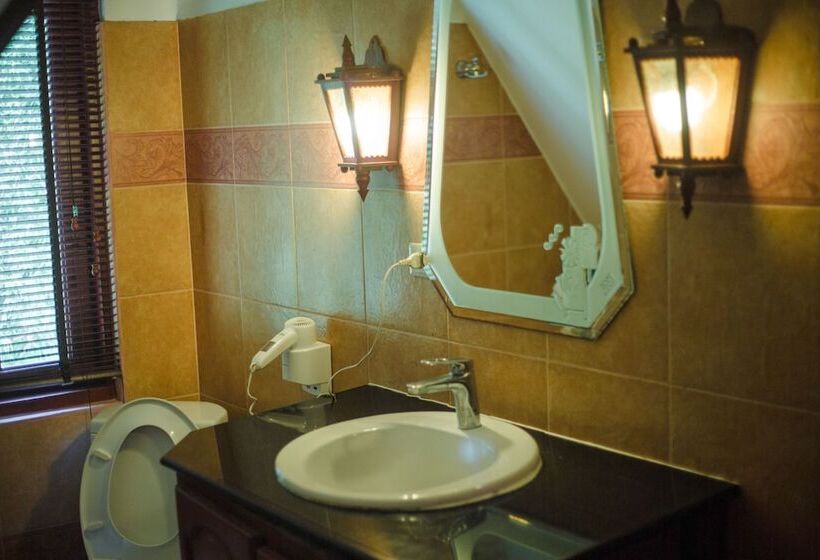 בית מלון כפרי Coco Palace Resort