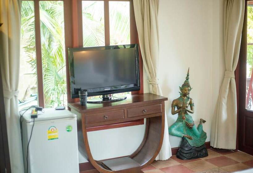 בית מלון כפרי Coco Palace Resort