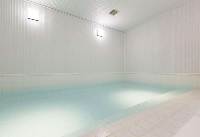 Капсульный Oтель First Cabin Hakata