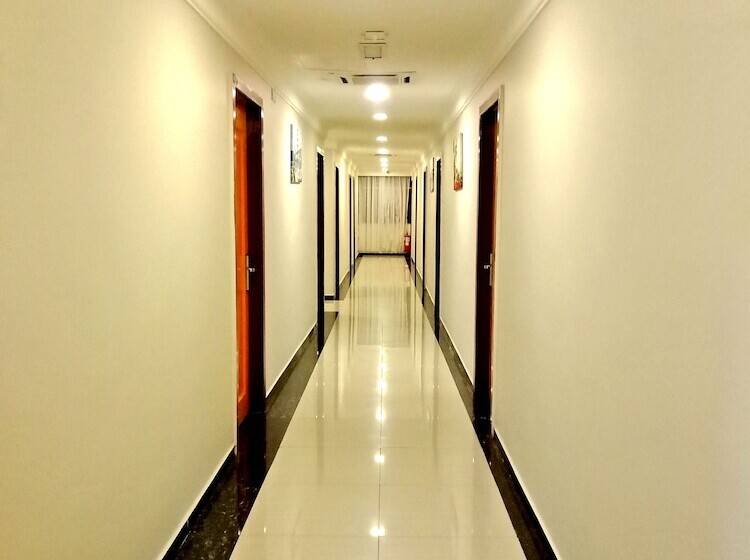 Eazy Hotel At Ampang