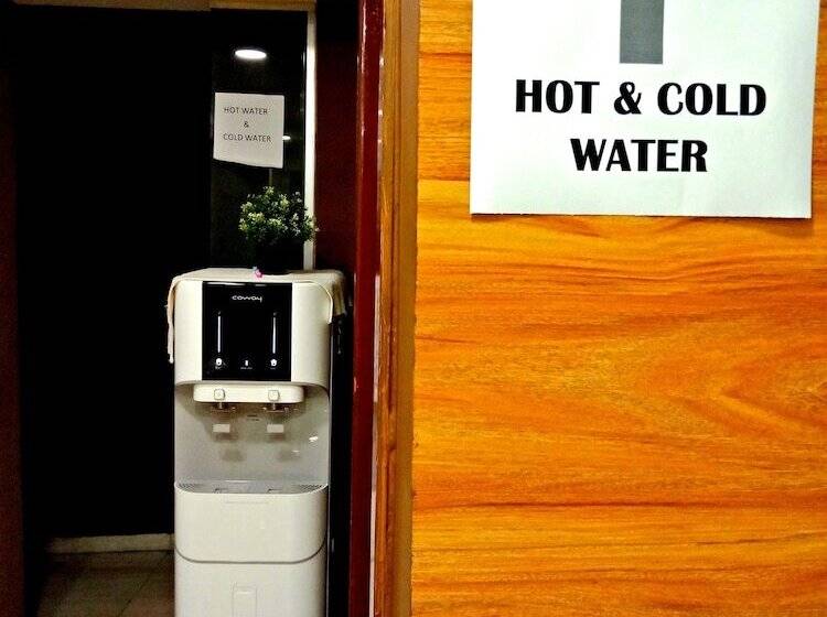 Eazy Hotel At Ampang