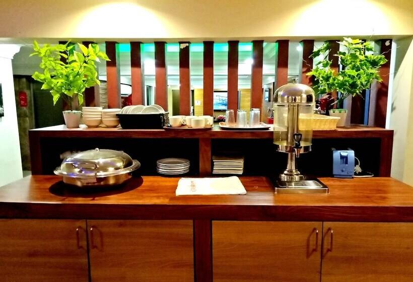 Eazy Hotel At Ampang