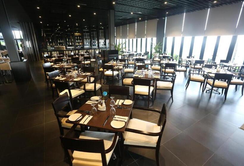 E.city Hotel At Onecity