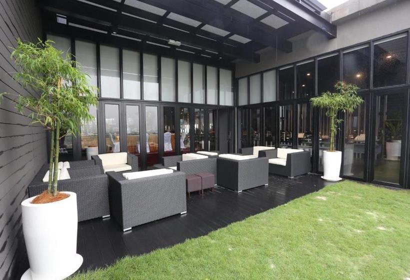 E.city Hotel At Onecity