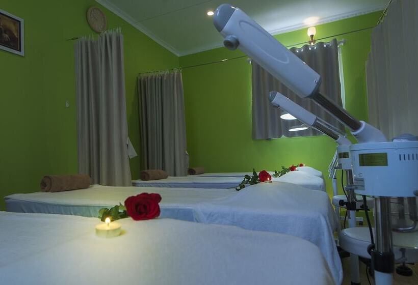 هتل Edele Nha Trang