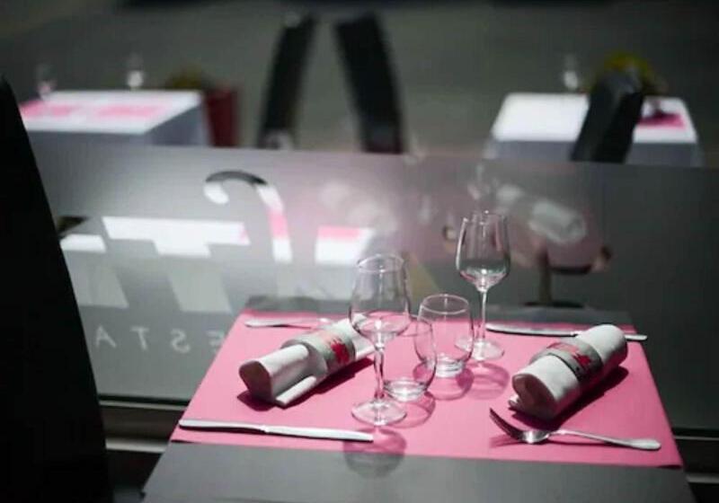 ホテル Eisenhower