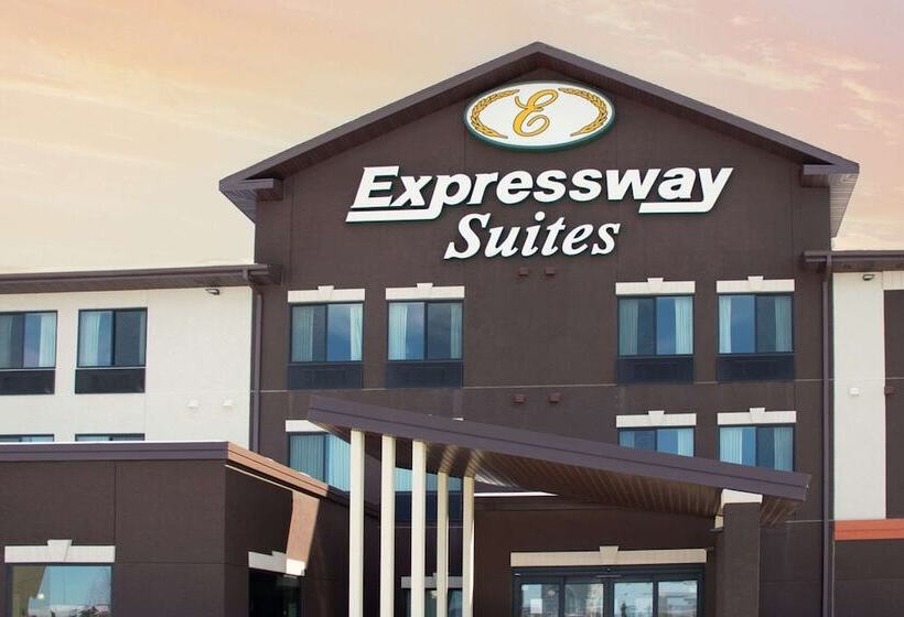 호텔 Grand Forks Lodge And Suites