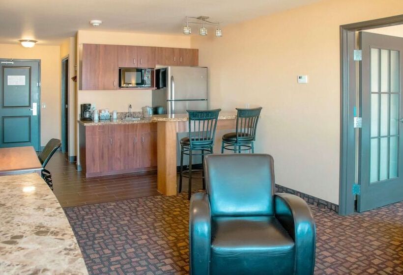 호텔 Grand Forks Lodge And Suites