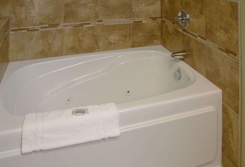 호텔 Grand Forks Lodge And Suites