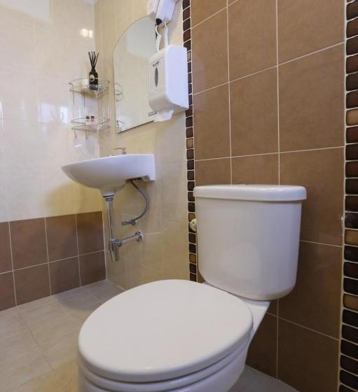 호텔 First Residence