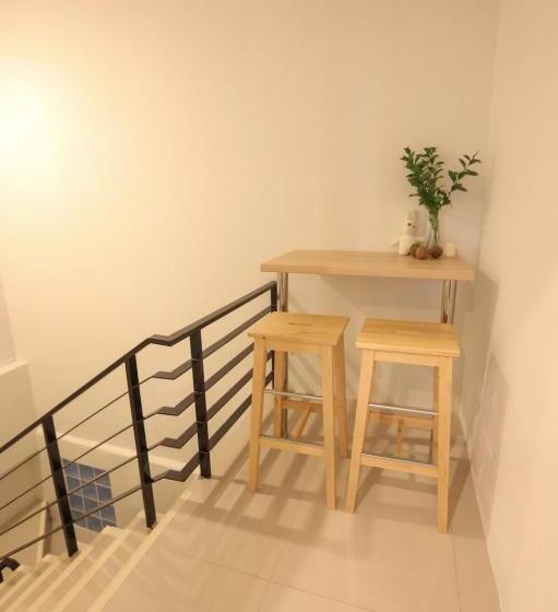 호텔 First Residence