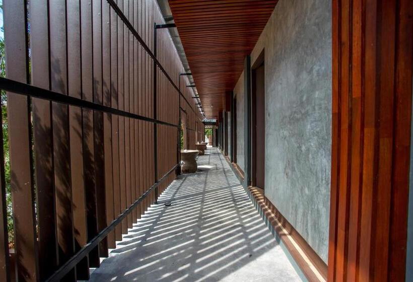 호텔 First Residence