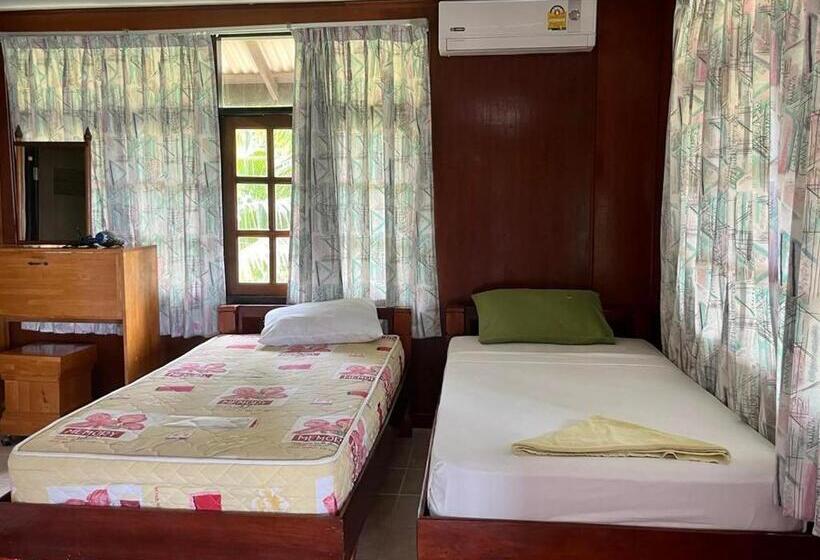 Отель First Villa Beach Resort