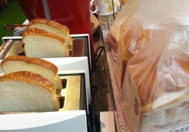 فندق Gunsan Western