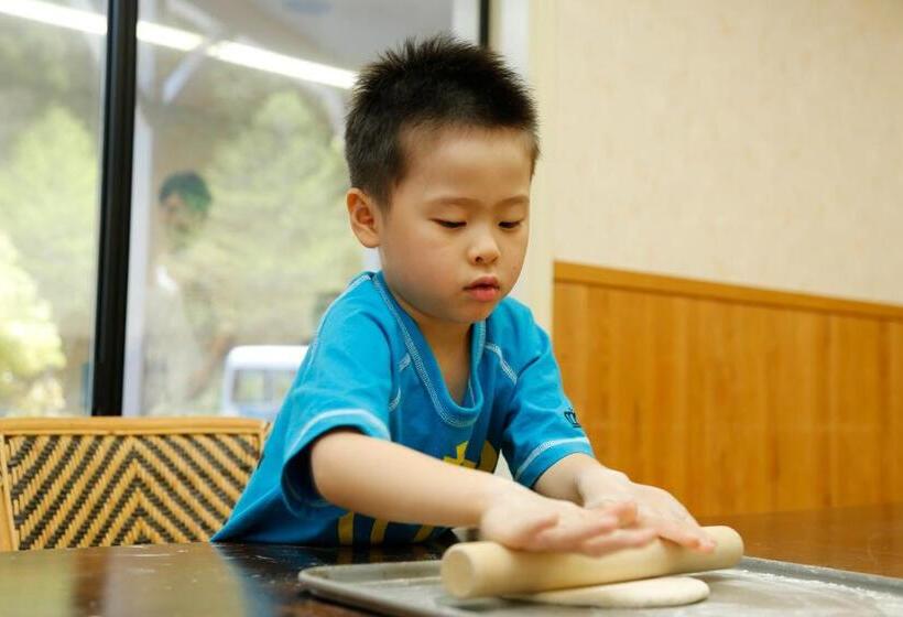 Отель Hinotani Onsen Misugi Resort