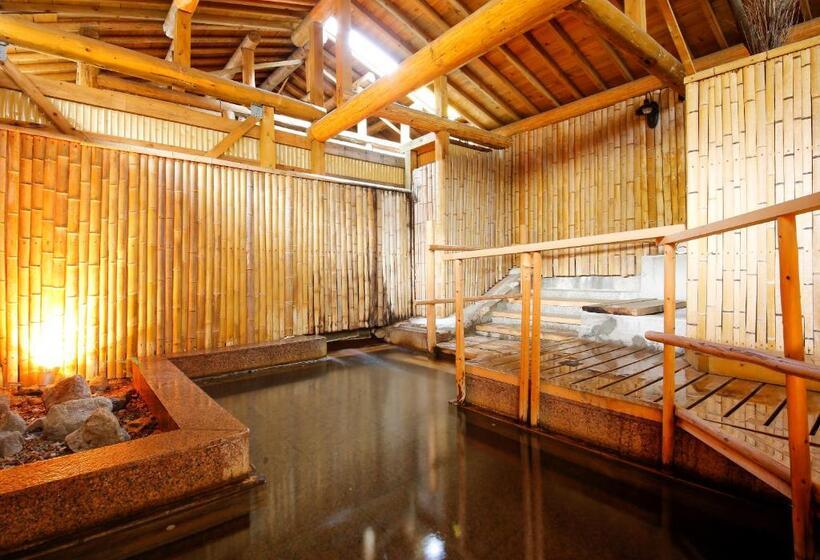Отель Hinotani Onsen Misugi Resort