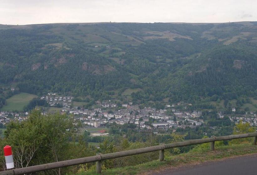 בית מלון כפרי Hostellerie Saint Clément