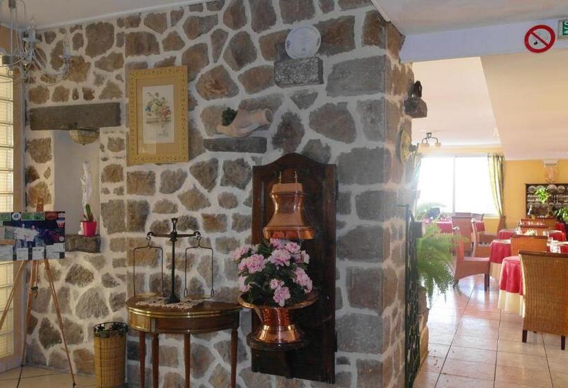 בית מלון כפרי Hostellerie Saint Clément