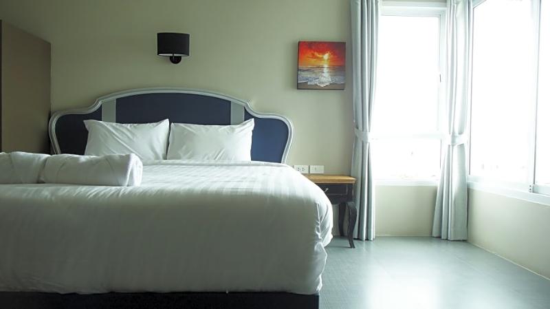 Отель Hub Hua Hin 57