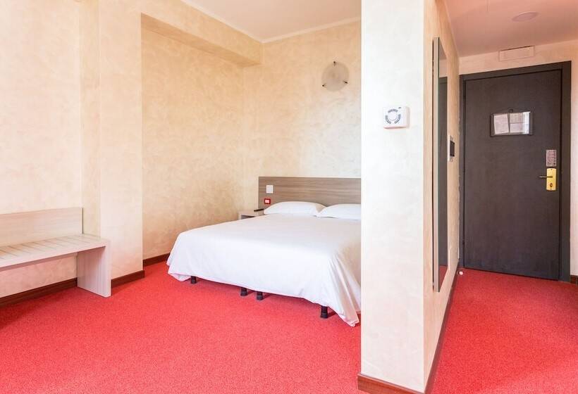 فندق Italia Dormelletto