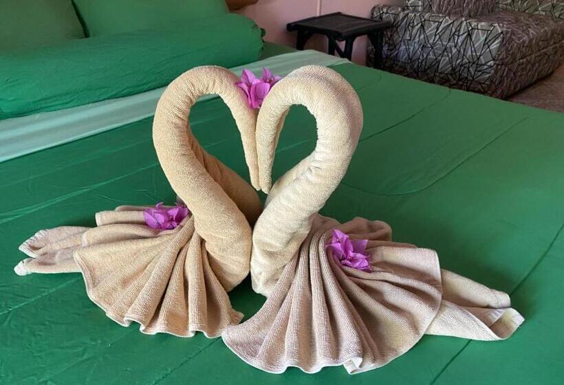 Отель Tropical Garden Kamala Resort