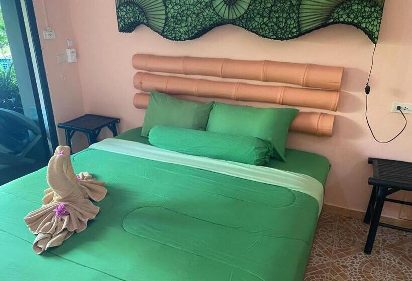 Отель Tropical Garden Kamala Resort