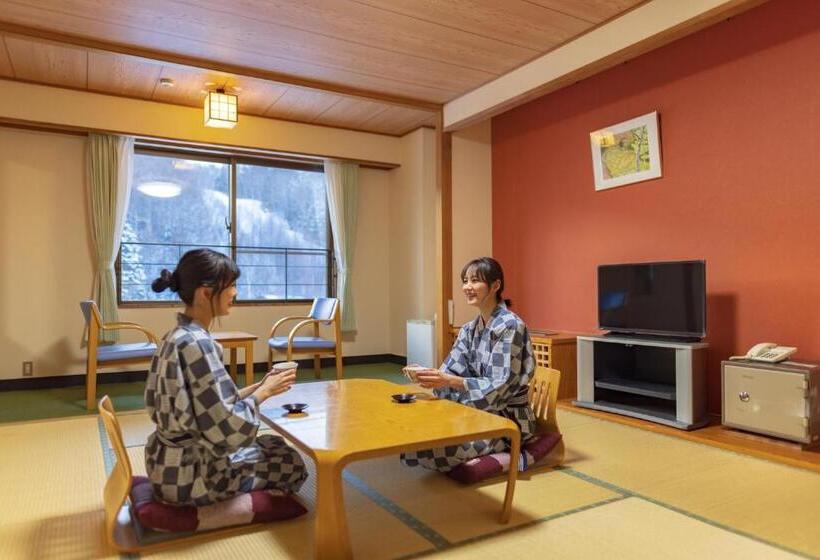 Отель Kyukamura Norikurakogen