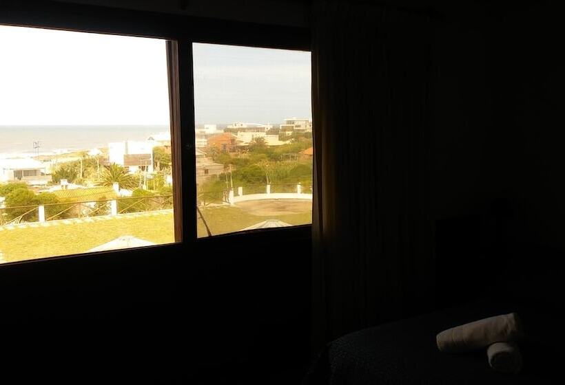 ホテル La Pedrera