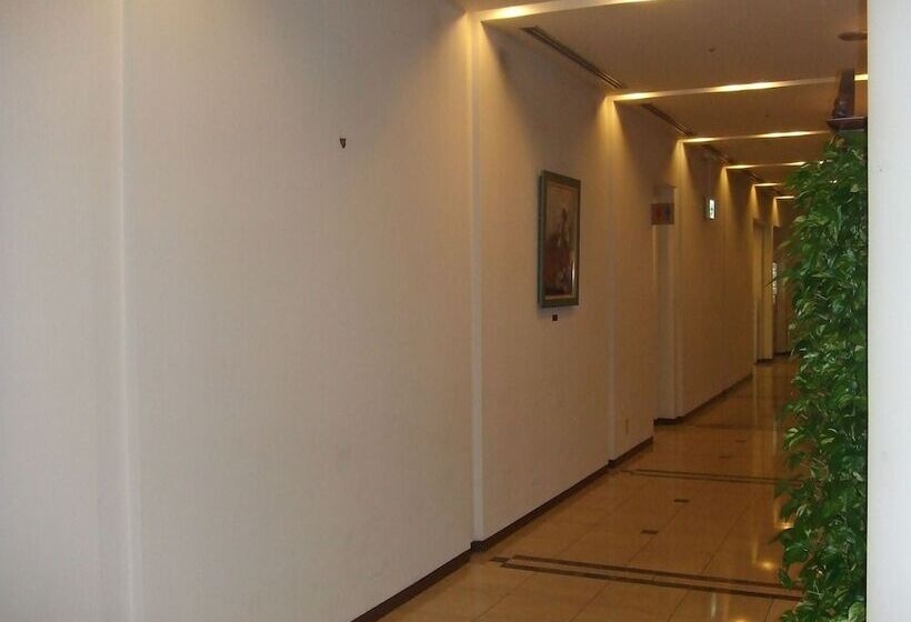 فندق Lake Alster Alza Izumiotsu