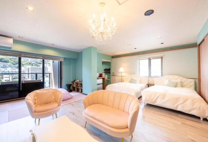 Отель Livemax Resort Atami Ocean