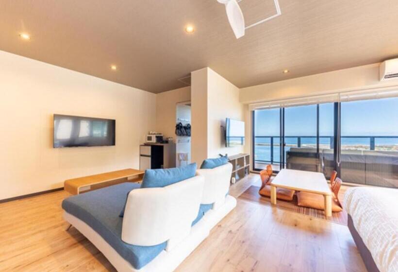 Отель Livemax Resort Atami Ocean