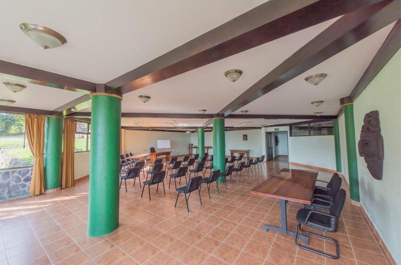 ホテル Montana Monteverde