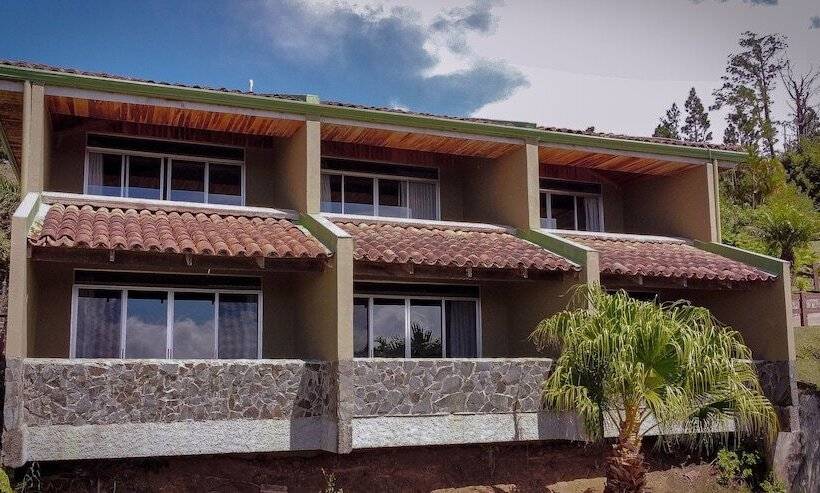 ホテル Montana Monteverde