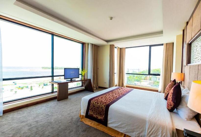 هتل Muong Thanh Holiday Quang Binh