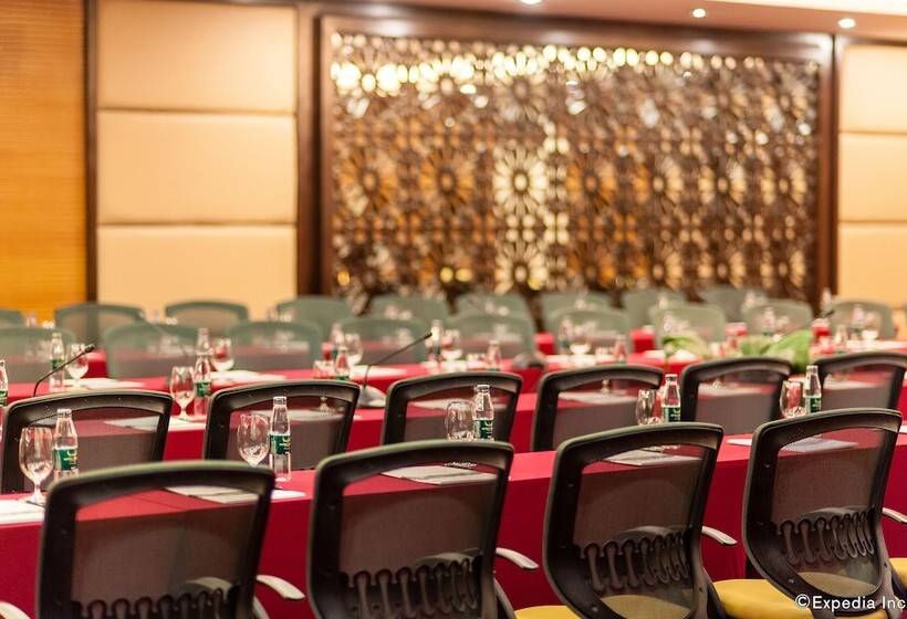 هتل Muong Thanh Luxury Song Lam