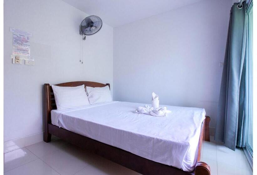 ホテル Namhasin House