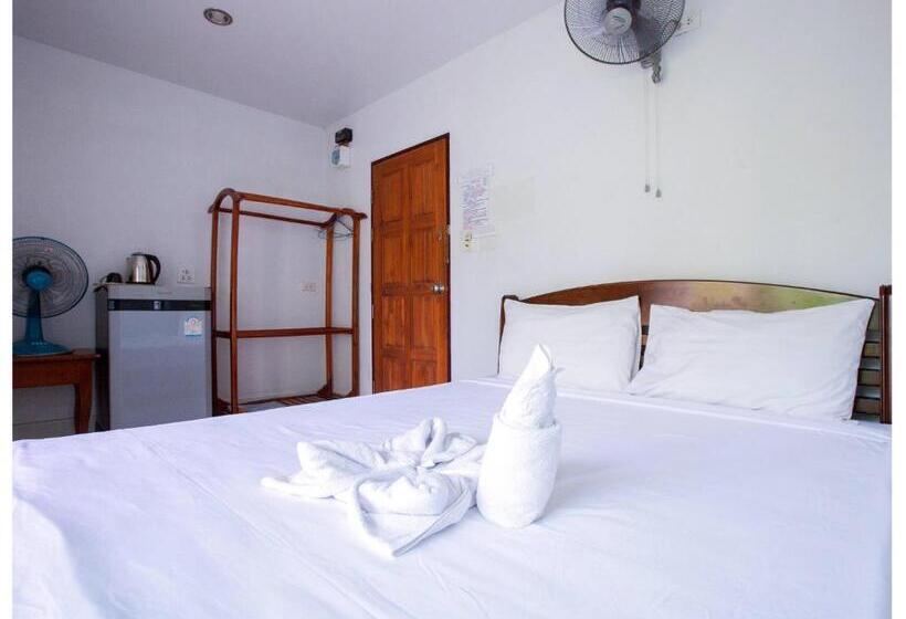 ホテル Namhasin House